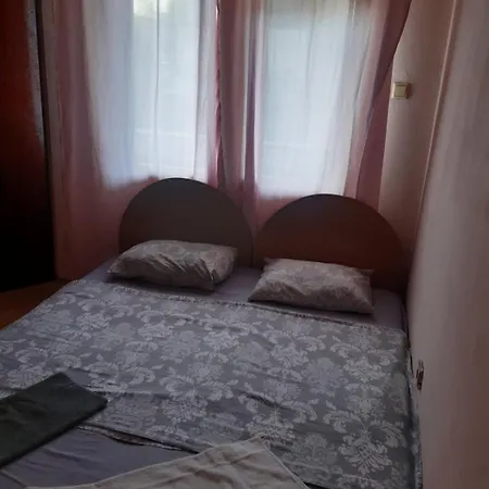 Апартаменти опера